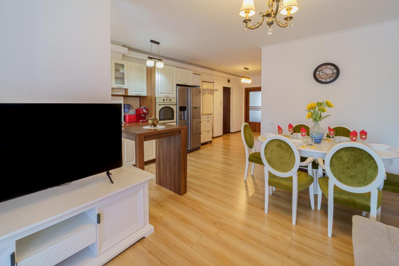 5* Mansion In City Center Клуж-Напока Екстериор снимка